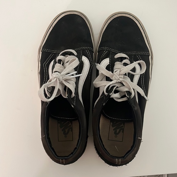 Vans Shoes Vans Old Skool Black And White Tennis Shoes Poshmark